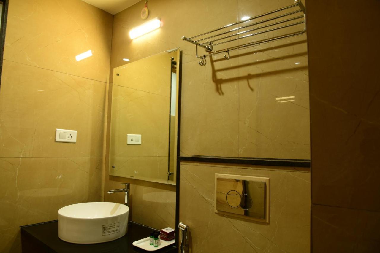 Hotel U.T.Elite Bengaluru Zewnętrze zdjęcie