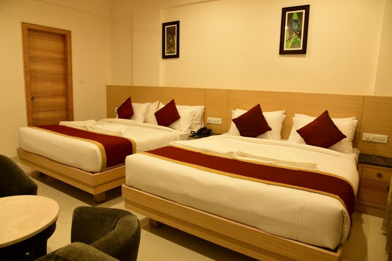 Hotel U.T.Elite Bengaluru Zewnętrze zdjęcie