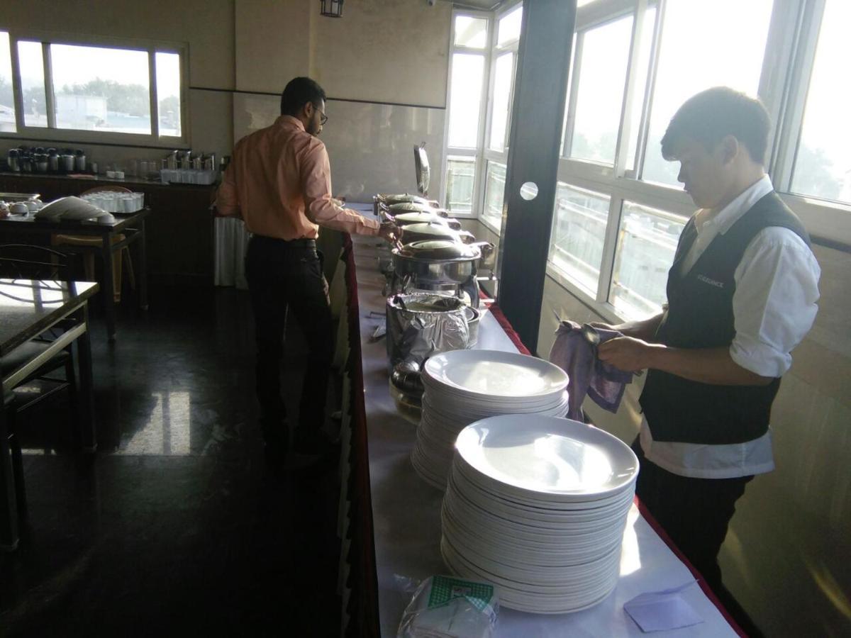 Hotel U.T.Elite Bengaluru Zewnętrze zdjęcie